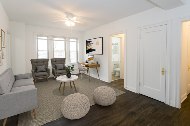 Dining/Living room - East Park Tower Apartments