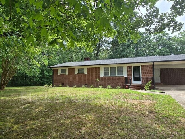 Photo - 199 Tabernacle Church Rd
