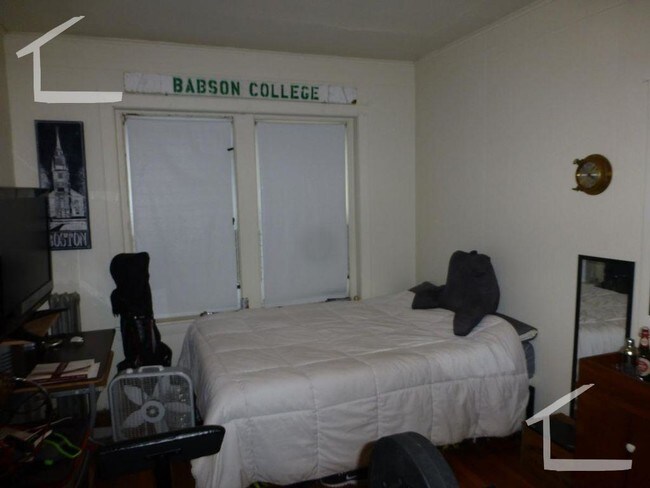 Photo - 130 Englewood Ave Unit 4