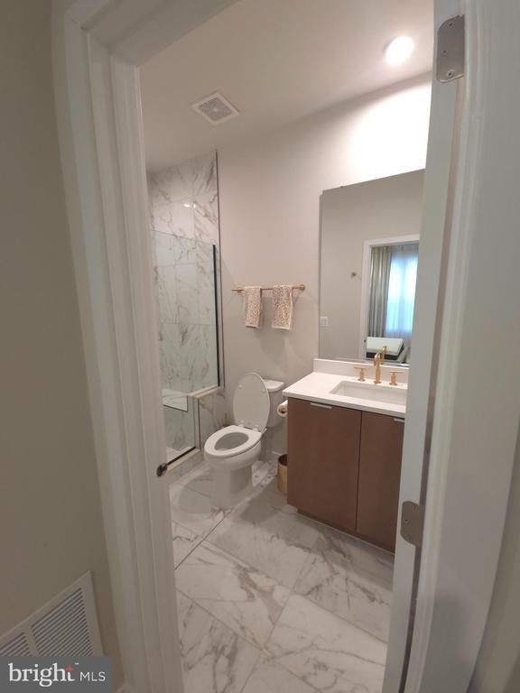 Photo - 43433 Wilcox Terrace