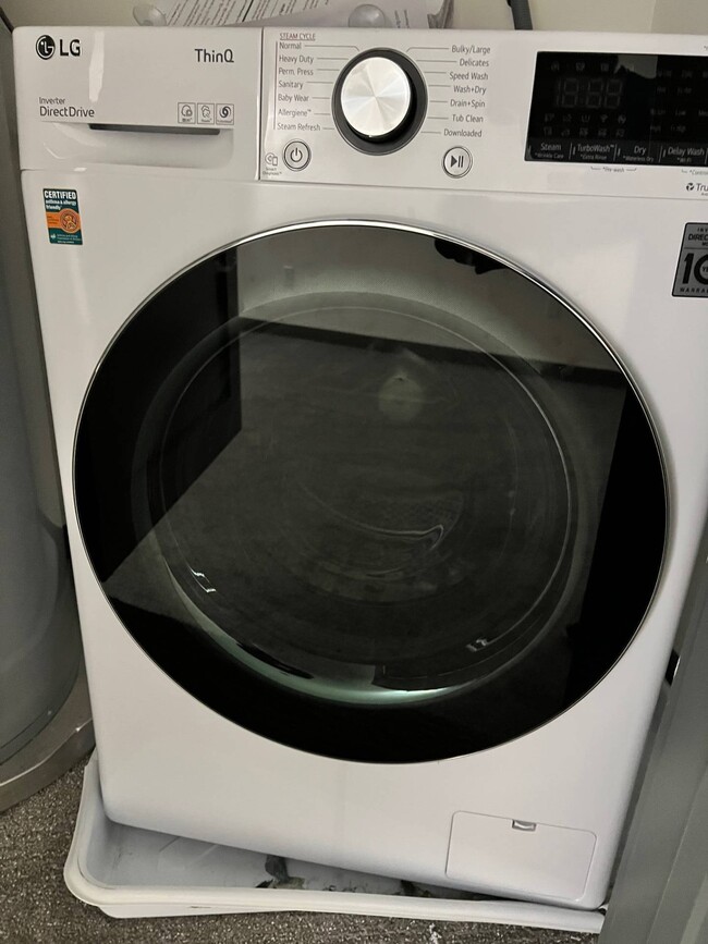 Photo - 480 S Salina St