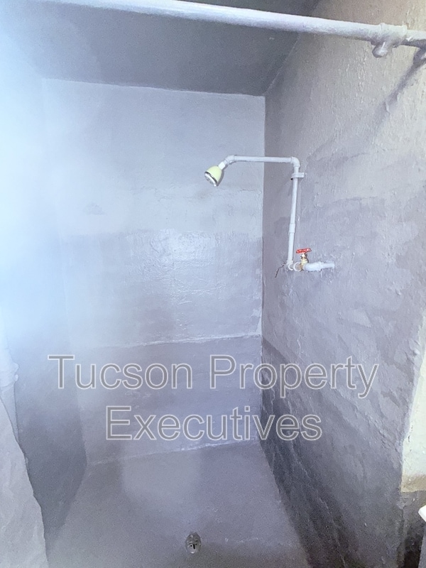 Photo - 234 E 32nd St