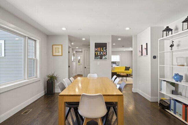 Photo - 265 Jackson St