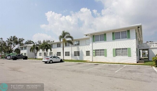 Photo - 1801 NE 62nd St Unit 105