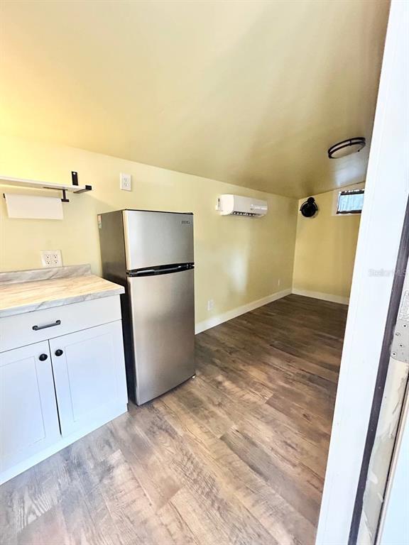 Photo - 1216 E Chelsea St Unit B