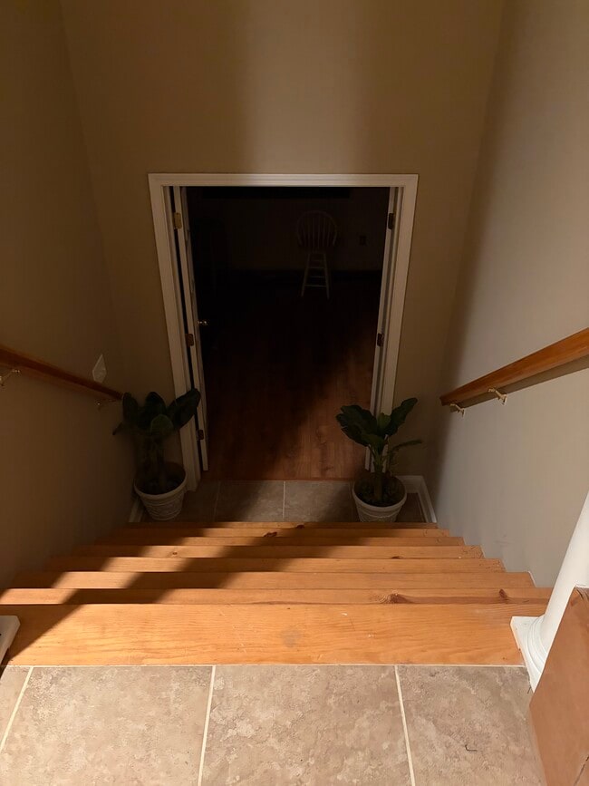 Photo - 2385 Sainsbury Dr NW