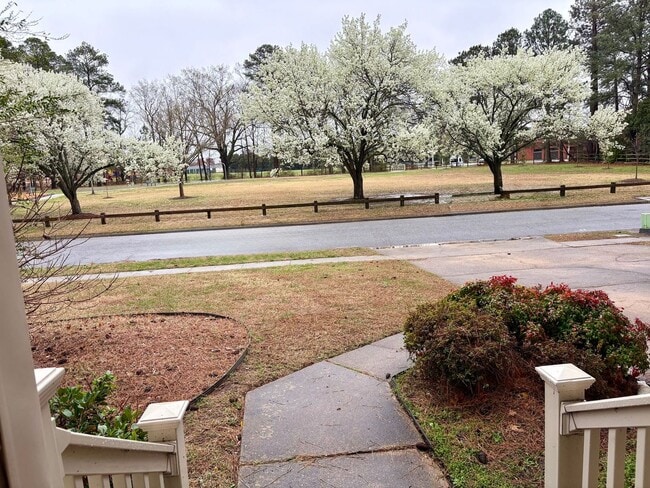 Photo - 3 BED / 2 BATH SINGLE FAMILY