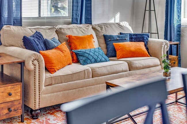 Photo - 1329 Walker Ave Unidad Walker B