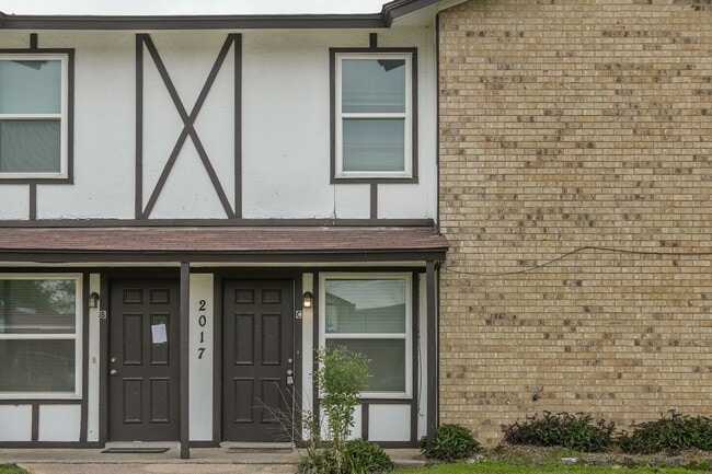 Photo - 2017 Paisley Dr Apartment Unit A