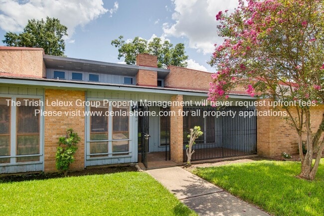 Photo - 346 Windermere Blvd
