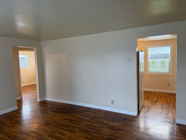 Photo - Updated 2 bedroom 1 bathroom house in Springfield!