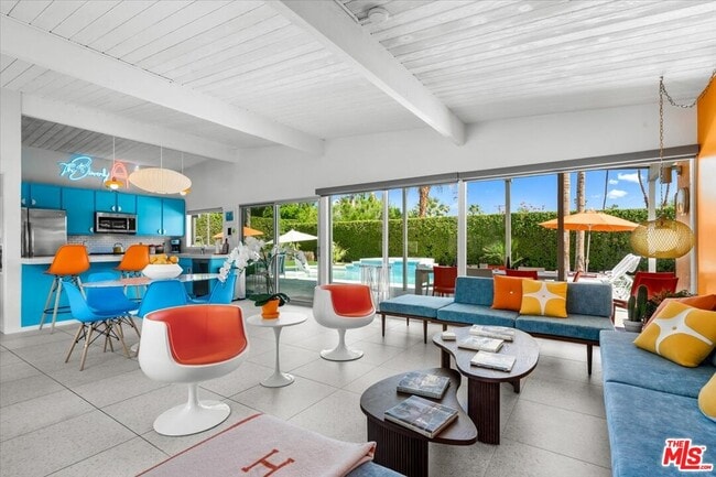 Photo - 610 S Compdre Rd