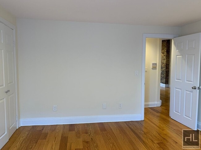 Photo - WEST BROADWAY Unit 3FL