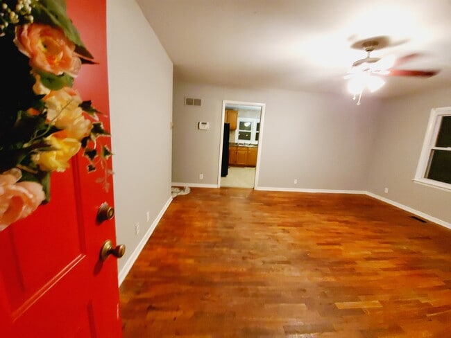 Photo - 1811 NE 37th Ter