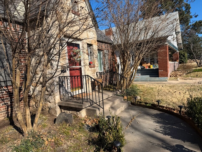 Photo - 2023 E 14th Pl