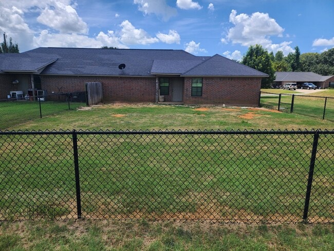 Photo - 13372 Country Meadow Ln
