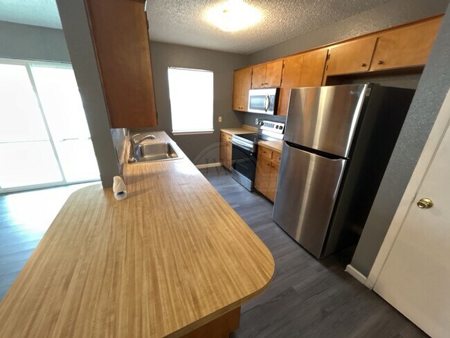 Photo - 2011 Windward Dr