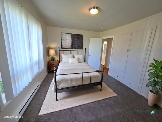 Photo - Charming three bedroom/one bath Medford Home | Available Now!