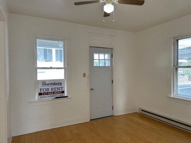 Photo - 126-128 E Spruce St-128 Unit 128