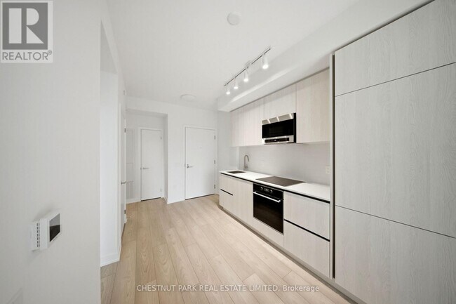 Photo - 110 Broadway Ave Unité 1113S