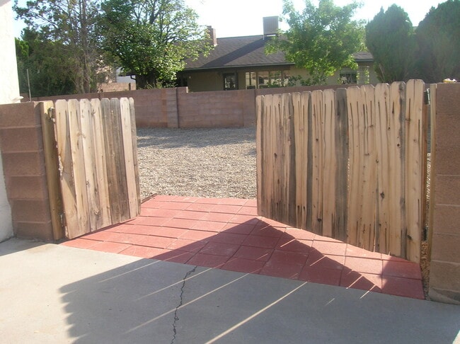 Photo - 9400 Admiral Nimitz Ave NE