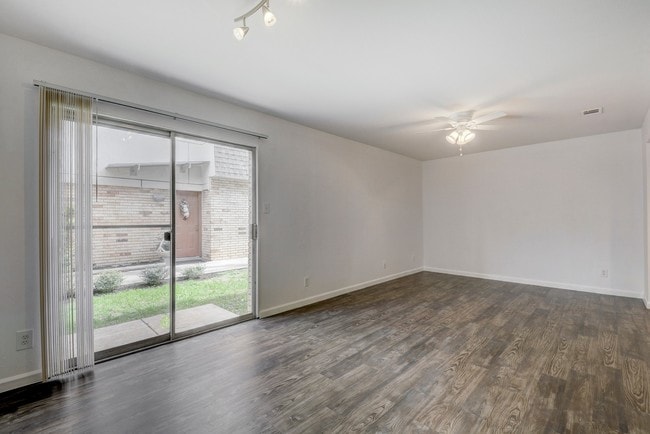 Brentwood Townhomes