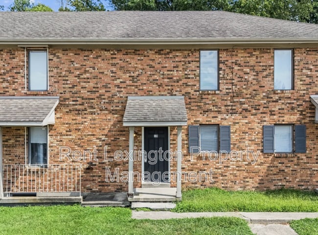Photo - 1649 Foxhaven Dr