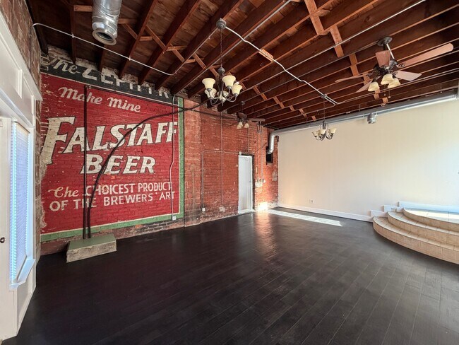 Photo - 701 Pierce St Unit Main