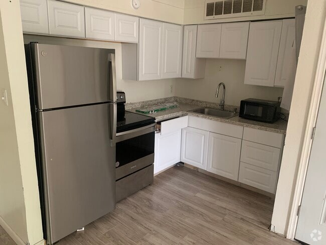 Building Photo - 10855 Meadowglen Ln Unit 854 Rental