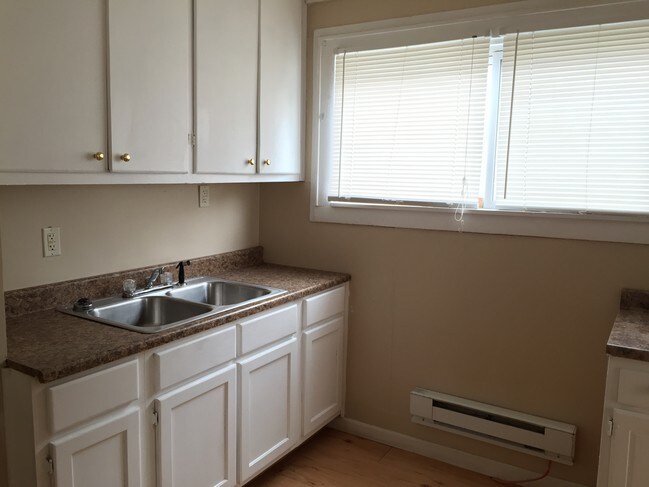 1807 Bungalow Ave - Property Connection Rentals