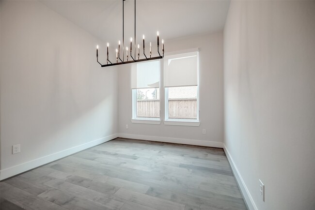 Photo - 29022 Laurel Grove Ln