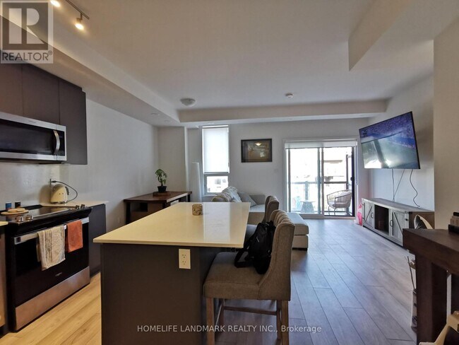 Photo - 11 Lytham Grn Cir