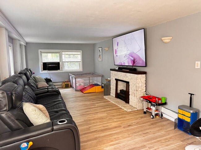 24 Carlton Pl