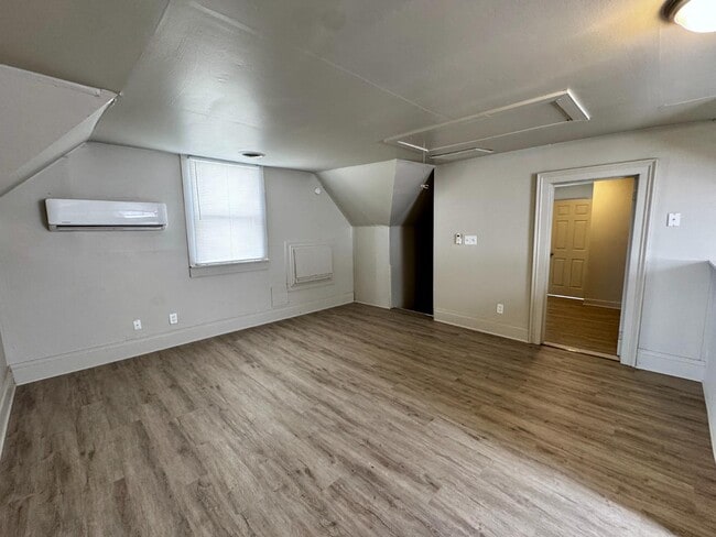 Photo - 1001 Edgar St