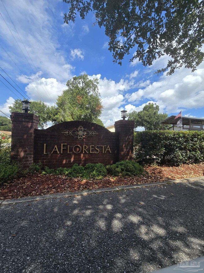 Building Photo - 4873 La Casa Cir