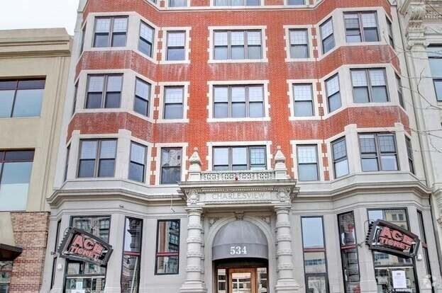 Building Photo - 534-538-538 Commonwealth Ave Unit 6D Rental