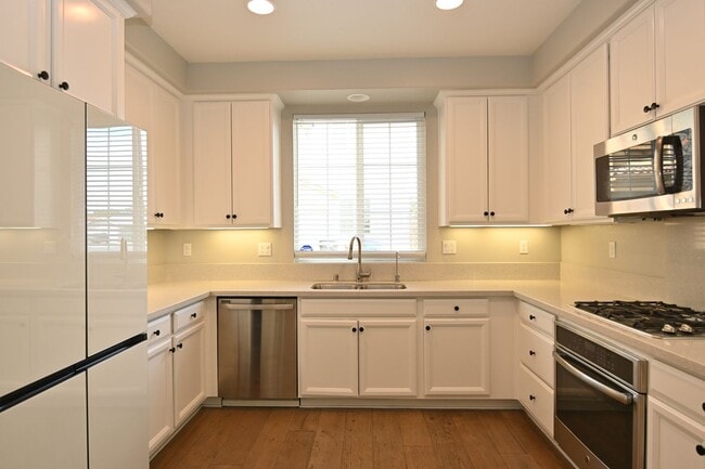 Photo - Stylish, Contemporary Campbell 4/2 home with Patio & Attached Garage