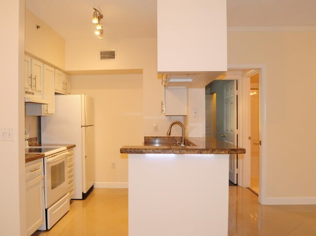 Photo - 11685 W Atlantic Blvd Unit 923