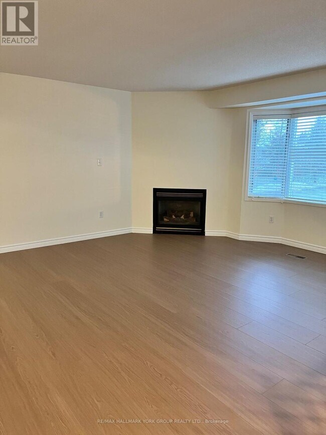 Photo - 490 Veterans Dr