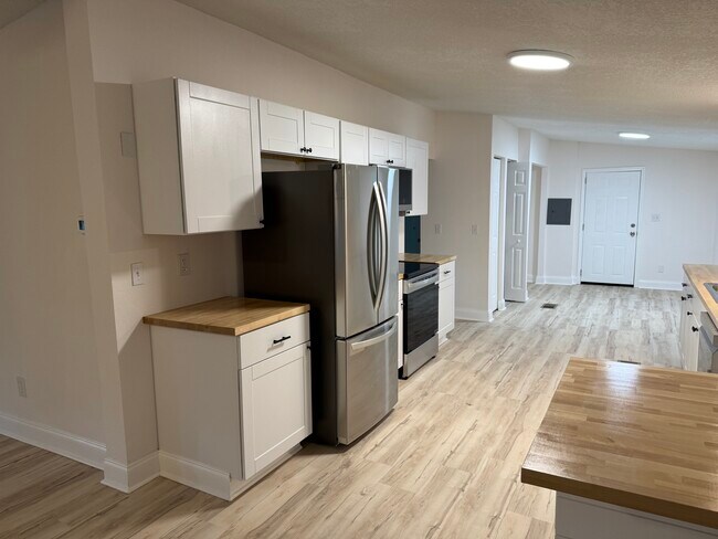 1800 Century Blvd Unit HOUSE