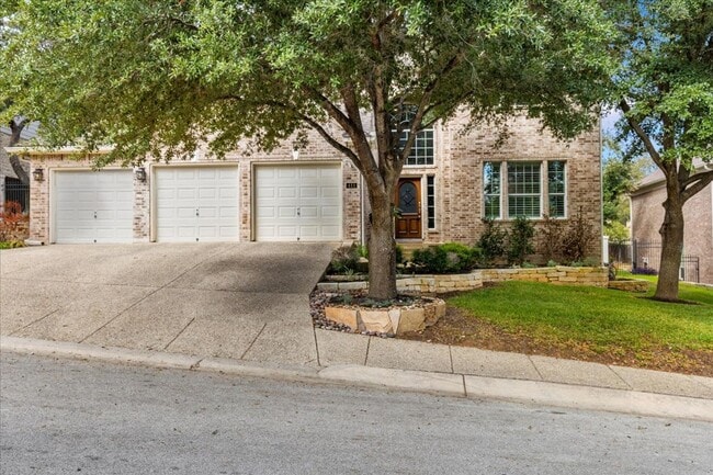 Photo - 4 Bedroom 3.5 Bath Heights At Stone Oak Subdivision