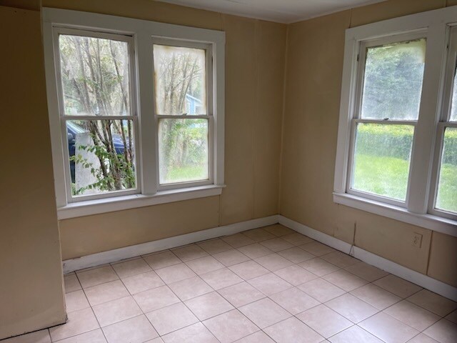 Photo - 2325 3rd Ave