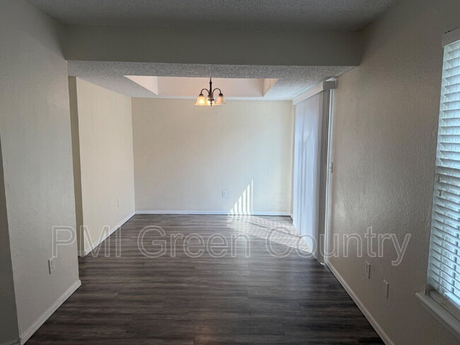 Photo - 9121 E 69th Pl