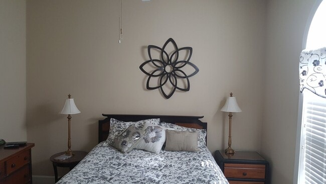 Photo - Beautifully furnished 1 bed condo in Myrtlewood community