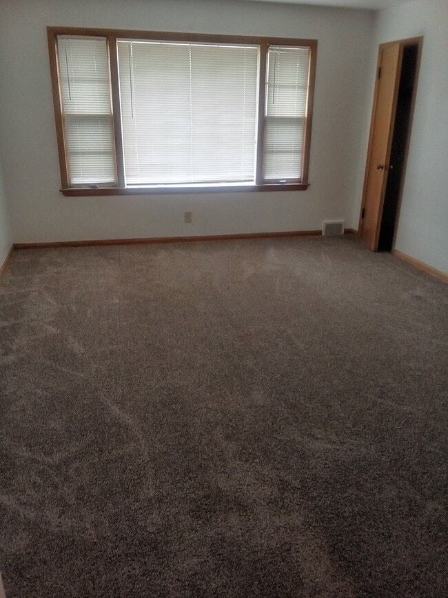 Photo - 7314 W Oklahoma Ave Unit UPPER $1050