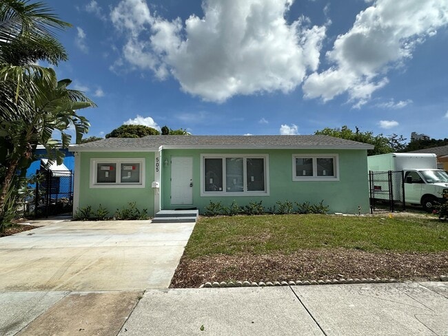 Building Photo - 505 47th St Rental