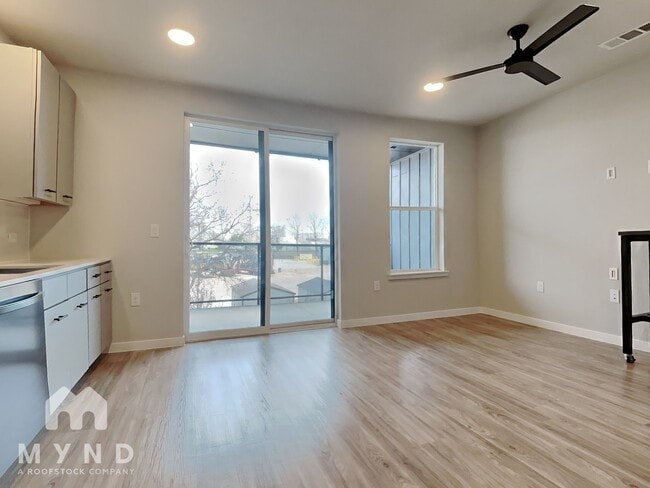 Photo - 4510 Terry-O Ln