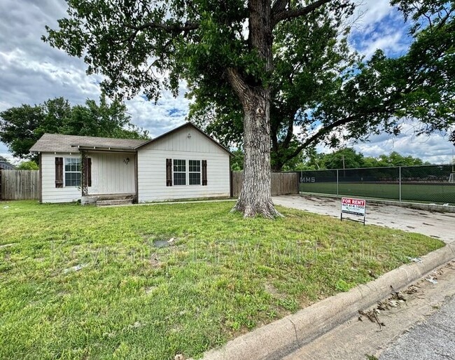 Photo - 313 Worthview Dr
