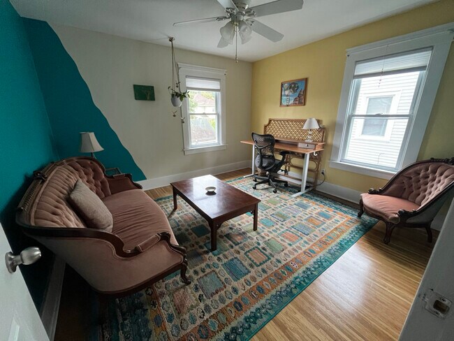 Photo - 1805 Baker Ave