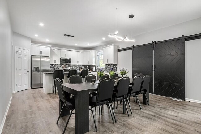 Photo - 705 N Garfield St Unit SI ID1507868P